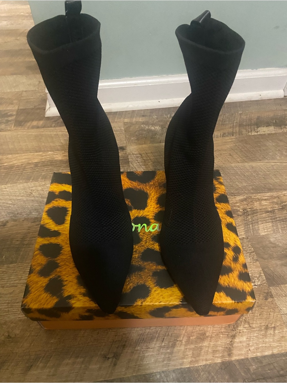 Lemon Black Stretch-Knit Pointed Sock Boots